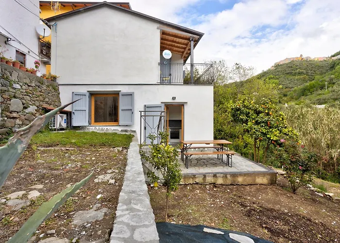 Feriehus Villino Marco Luni